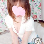 NEW　セラピスト『ゆりな』衝撃のデビュー！！